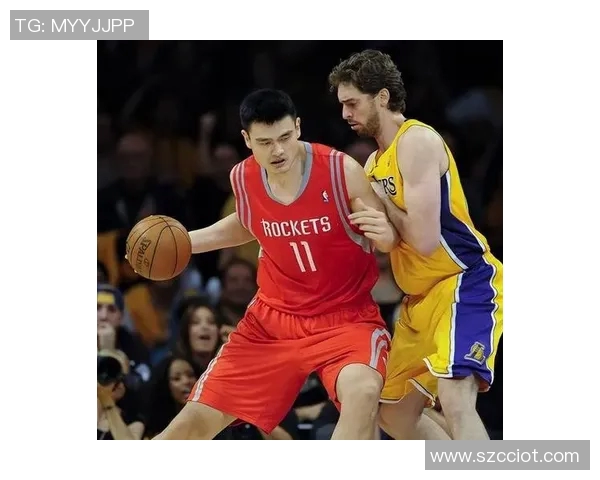 王治郅与姚明的天赋对比:如何塑造中国篮球的未来与辉煌 王治郅与姚明的天赋对比:如何塑造中国篮球的未来与辉煌