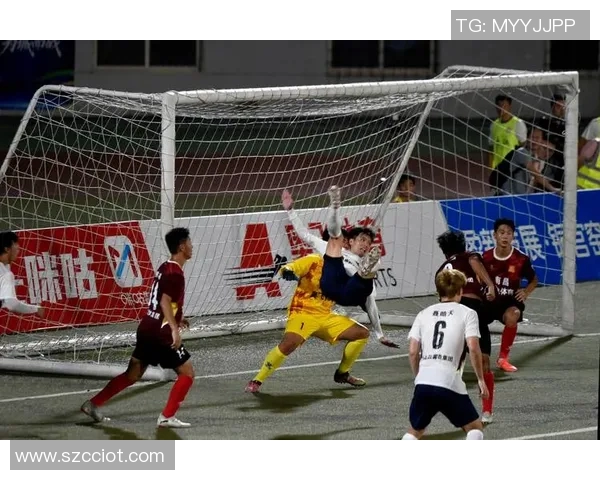 5月6日足球明星齐聚赛场展现激情与荣耀的精彩时刻 5月6日足球明星齐聚赛场展现激情与荣耀的精彩时刻